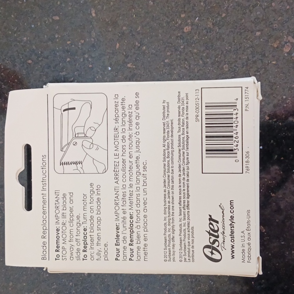 New In Box Oster Professional Detachable Clipper Blade - Picture 2 of 2